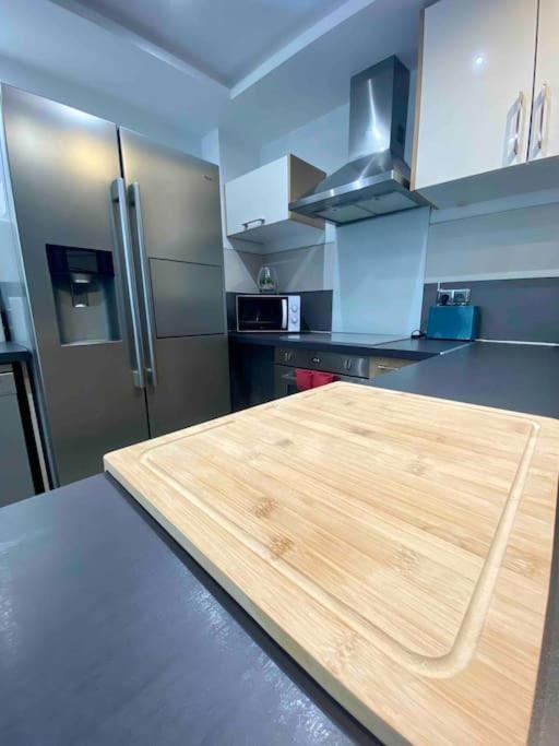 Appartement Proche Centre Ville Avec Parking Gratuit Annecy Exterior foto