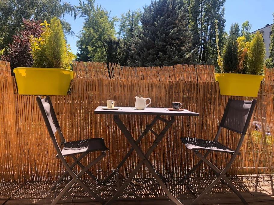 Appartement Proche Centre Ville Avec Parking Gratuit Annecy Exterior foto